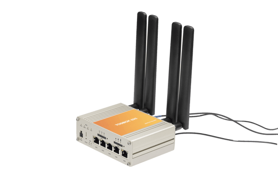 TOSIBOX-695-with-antennas.webp